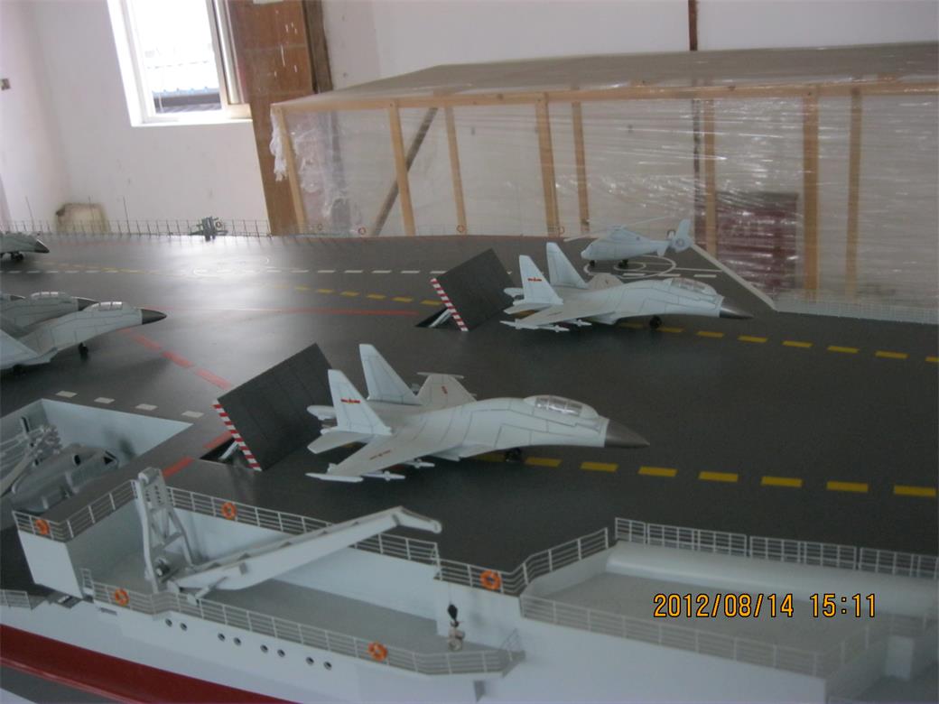 开江县辽宁舰模型